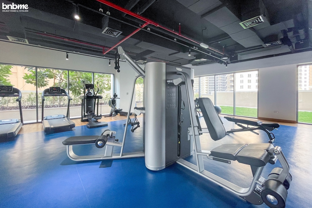 1B Bellevue Tower 2 1902 by bnbme homes