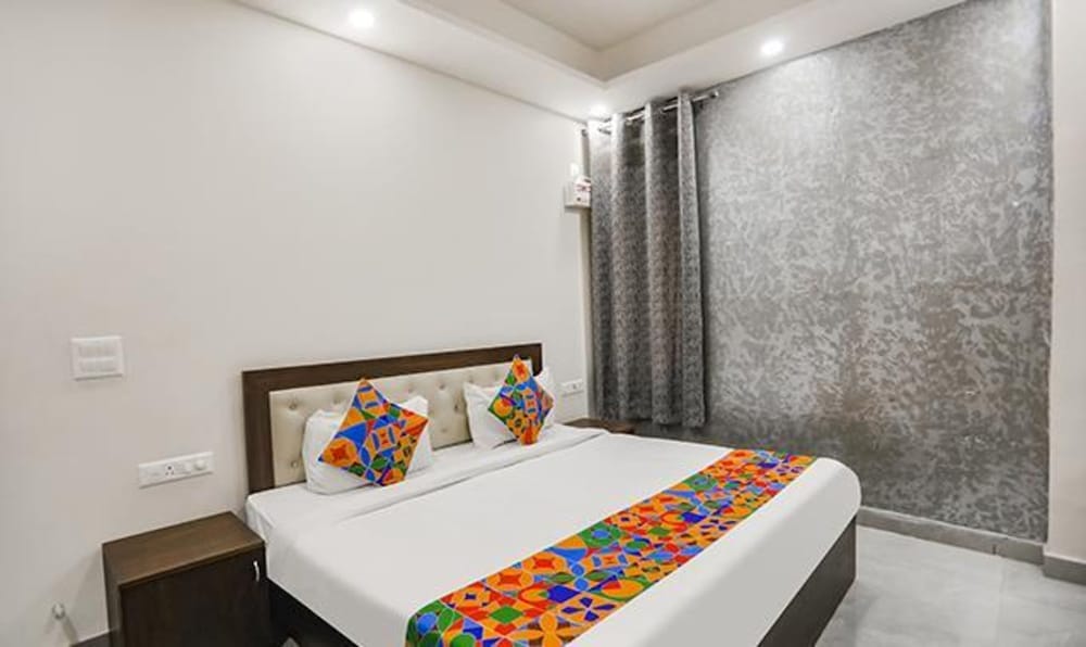 FabHotel The Signature Inn