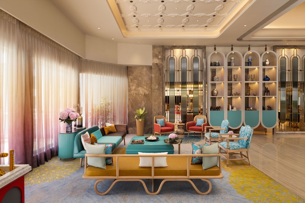 The Crown- IHCL SeleQtions Bhubaneswar