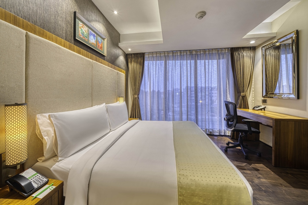 Holiday Inn Kolkata Airport, an IHG Hotel