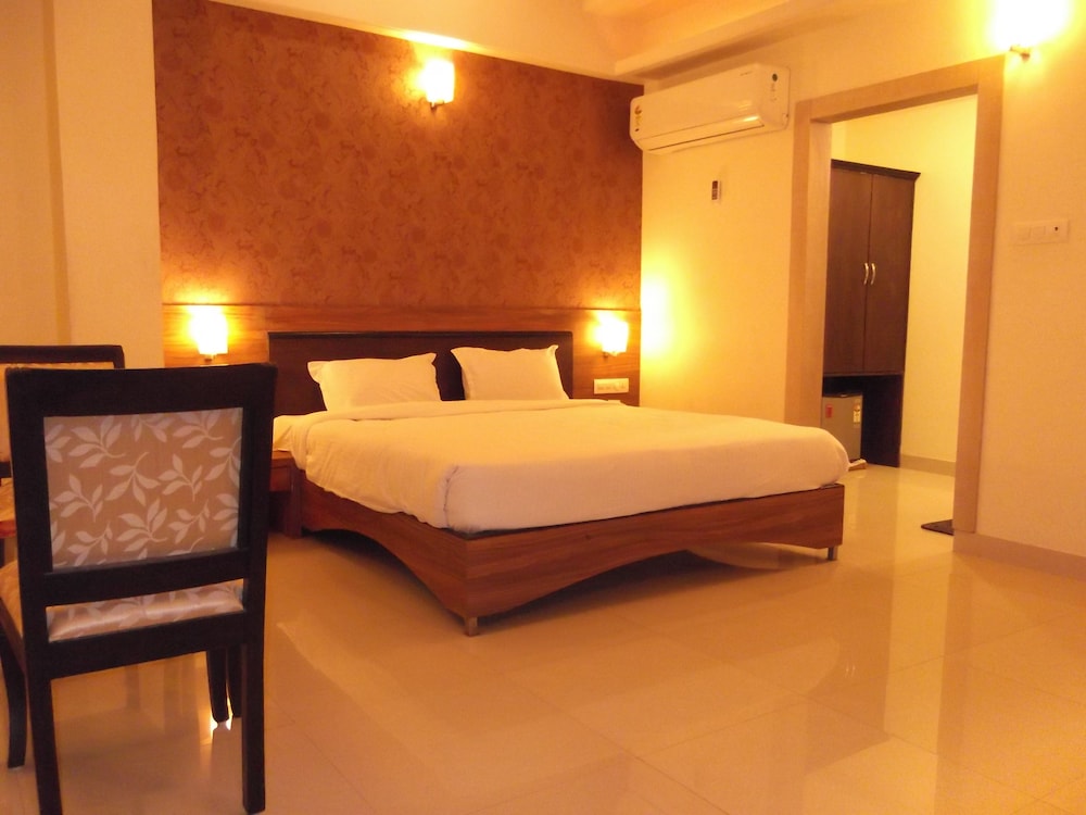 Townhouse Oak Madhapur Nera Regency