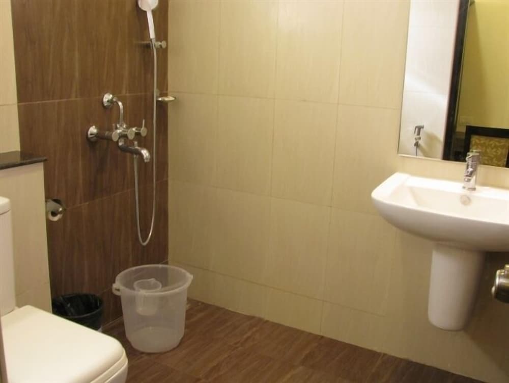 Townhouse Oak Madhapur Nera Regency