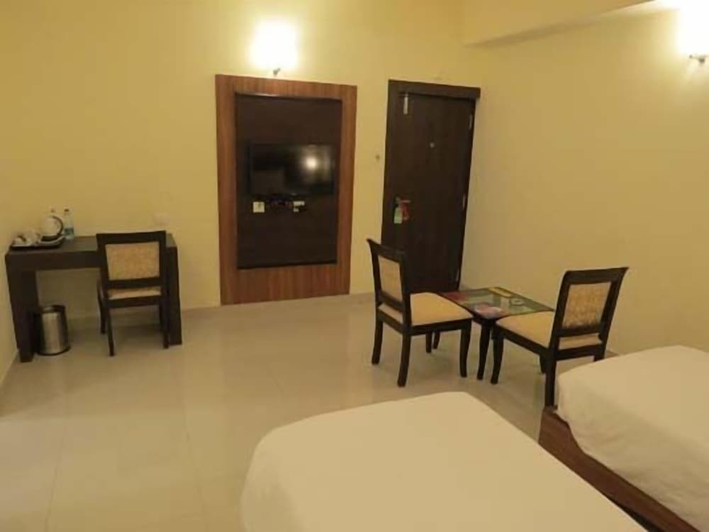 Townhouse Oak Madhapur Nera Regency