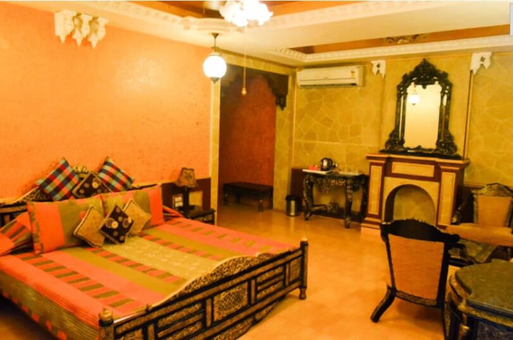 Chokhi Dhani Aangan - An Ethnic Village Resort, Indore