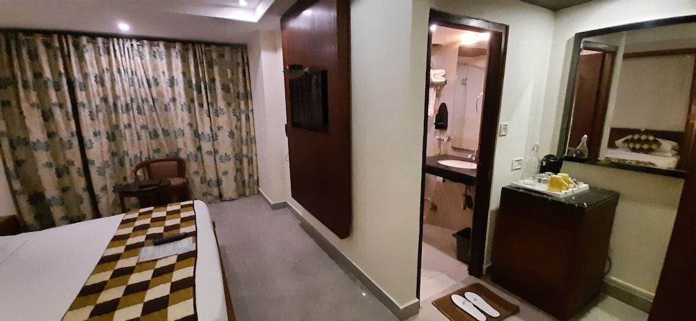 TSG Emerald View