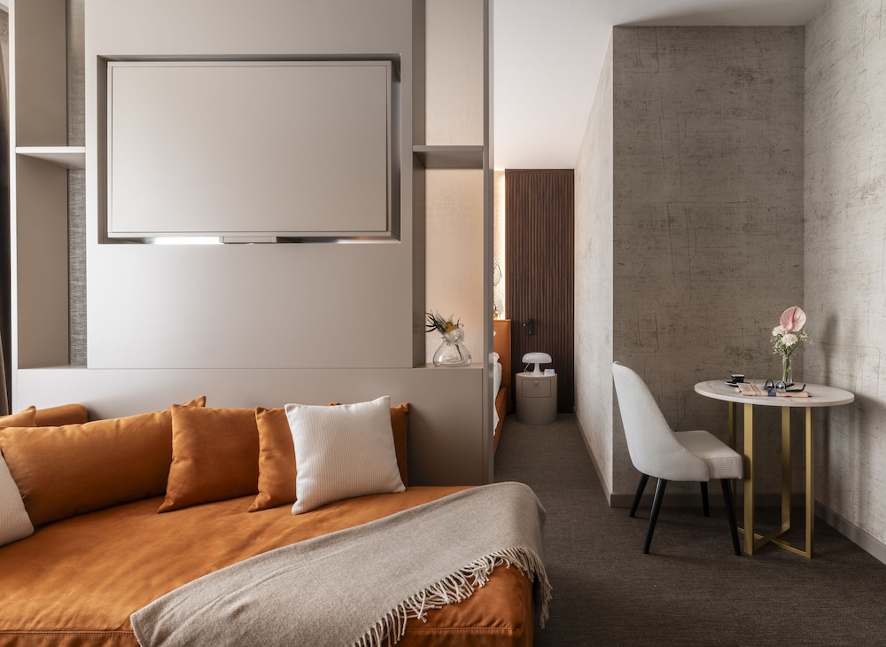 Duomo Hotel & Apartments