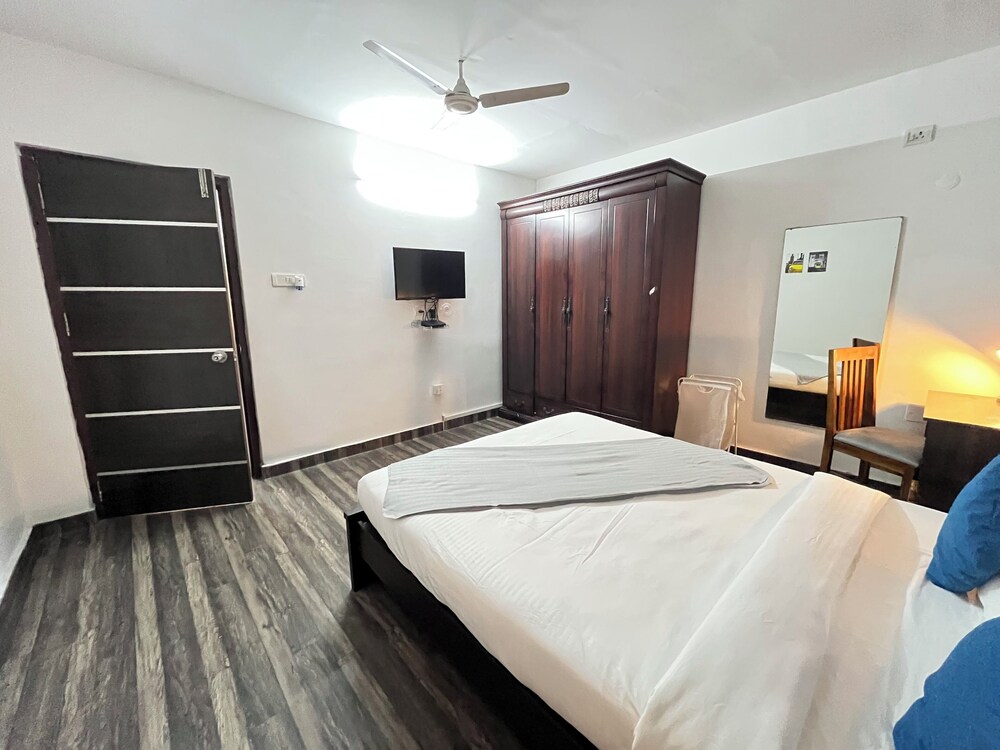 BedChambers Serviced Apartment Jubilee Hills