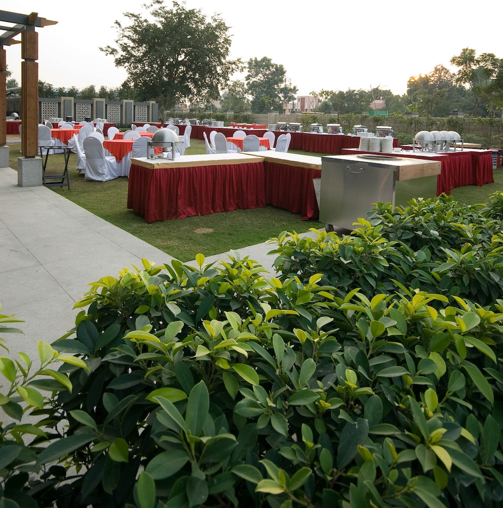 The Fern Jaipur, Series by Marriott