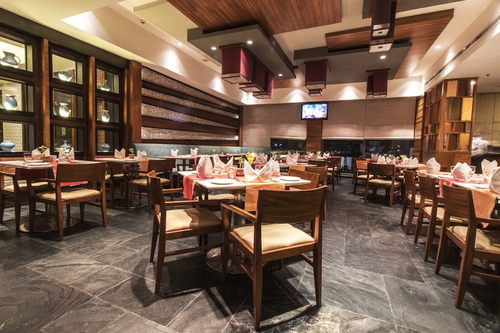 The Fern Jaipur, Series by Marriott
