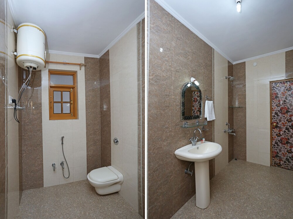 Oyo 4487 Hotel Al Azra