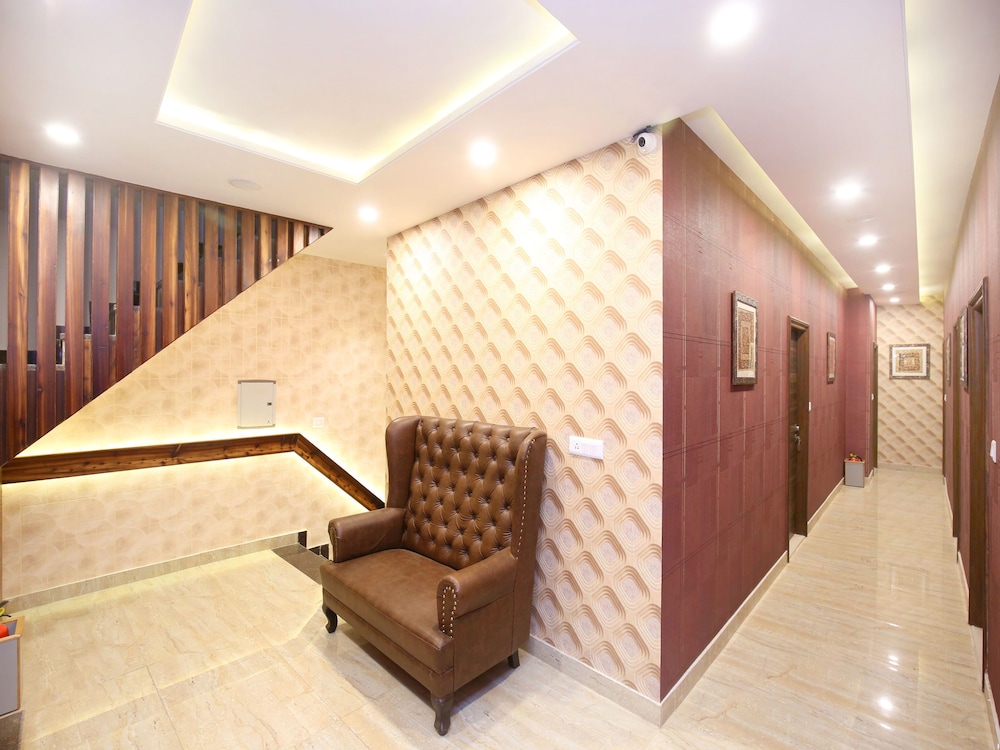 Hotel Pearl Wood