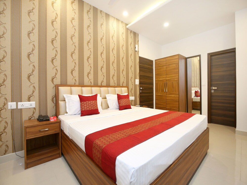 Hotel Pearl Wood