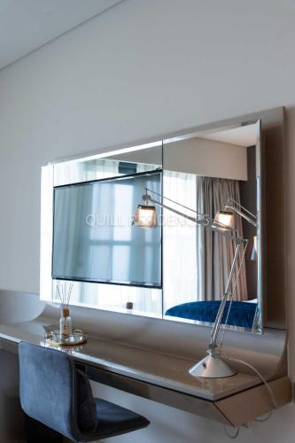 Quill Residence at Paramount Towers 3 BR Creek View