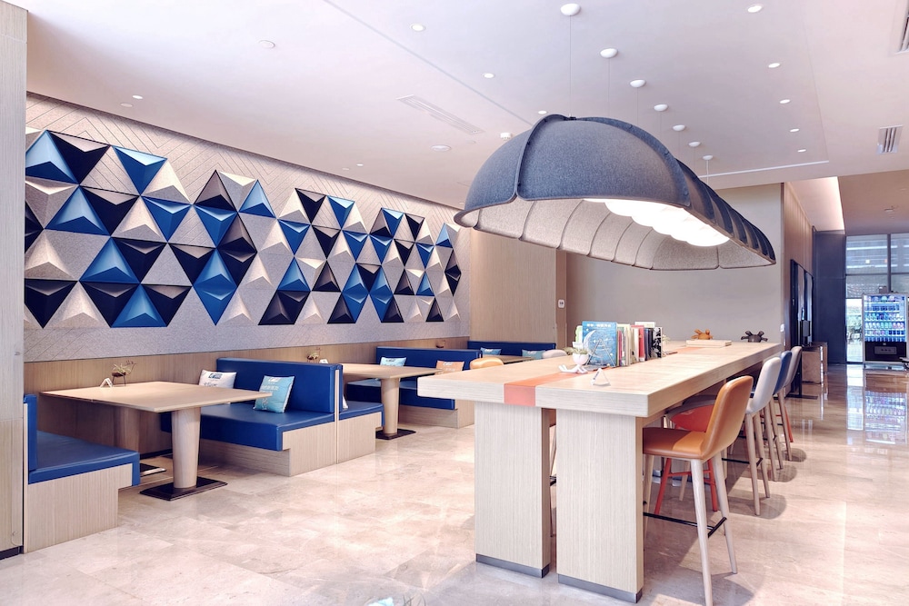 Holiday Inn Express KUNMING WEST By IHG