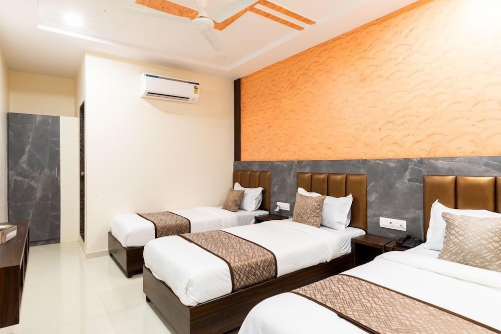Hotel Bkc Annex Near Trade Center