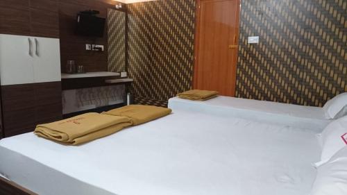 Sapphire Inn