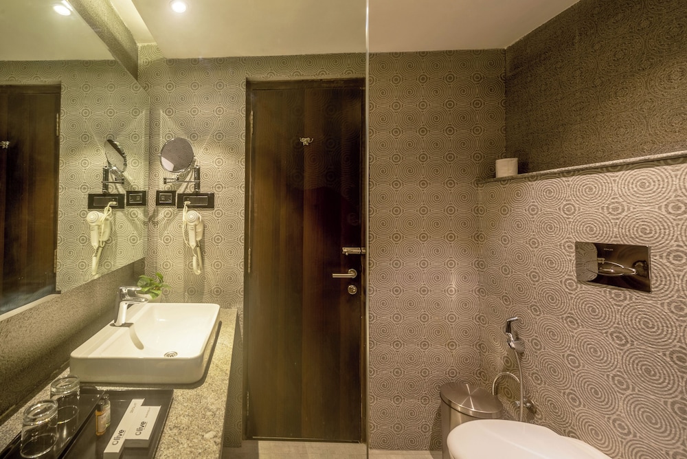 Olive Hotel Mg Road Dunsvirk Inn by Embassy Group