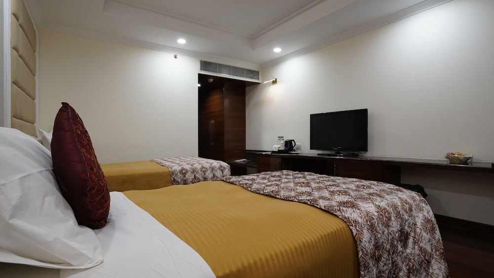 Hotel Samrat