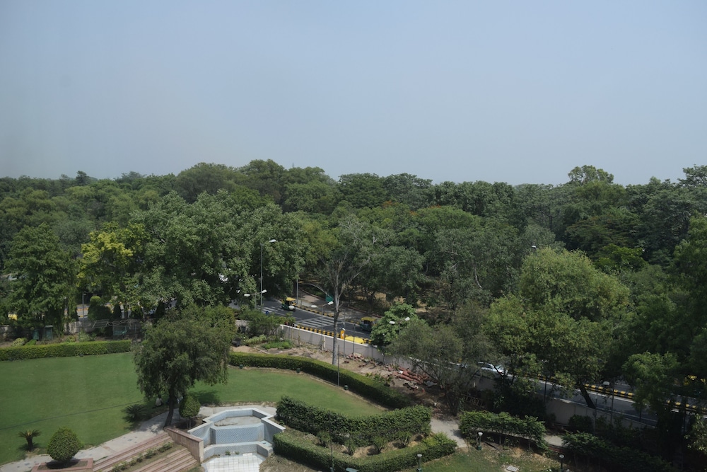 Hotel Samrat