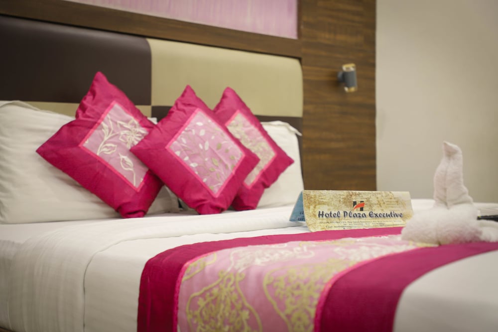 Hotel Plaza Executive Kurla
