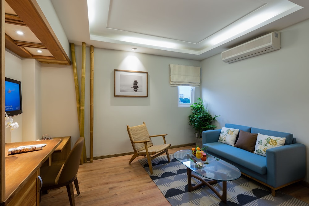 Silverland Yen Hotel