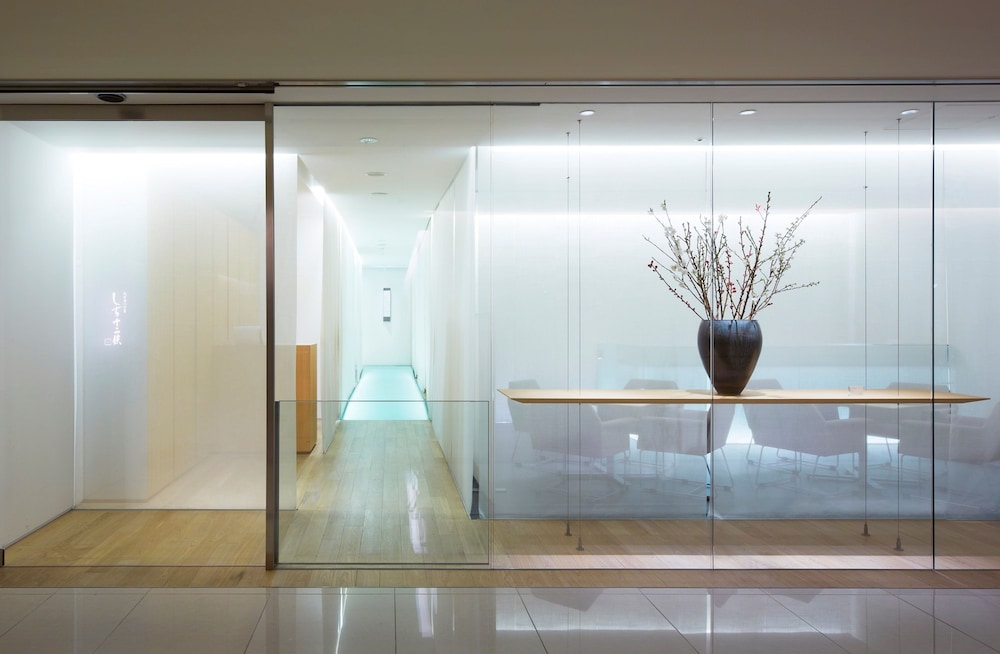 The Tokyo Station Hotel
