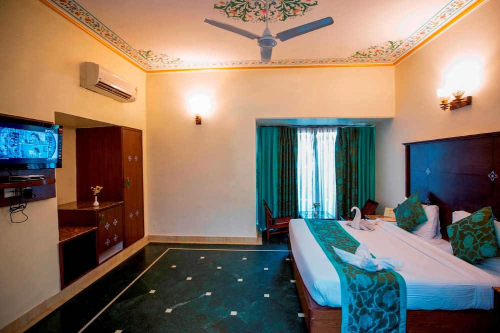 Nahargarh Haveli Heritage Boutique Hotel