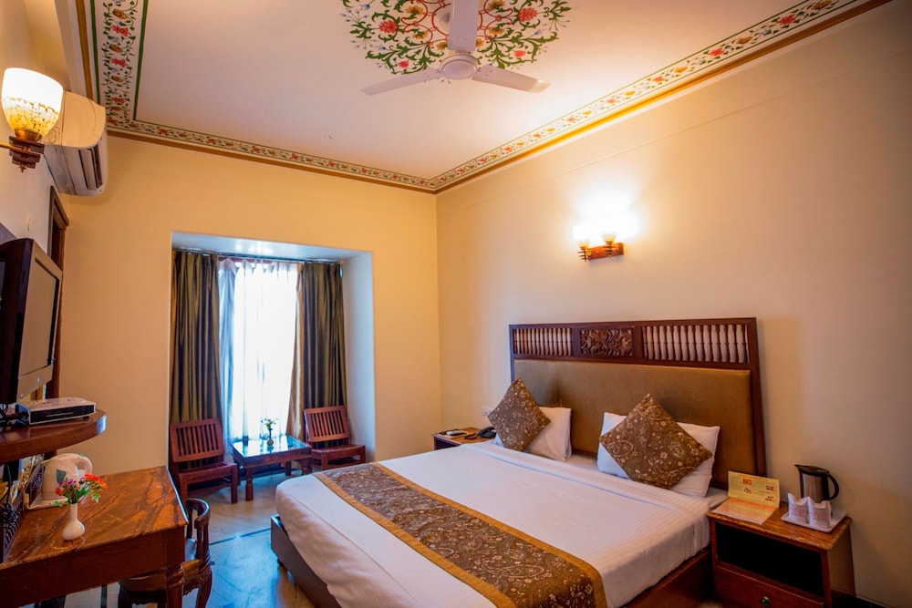 Nahargarh Haveli Heritage Boutique Hotel