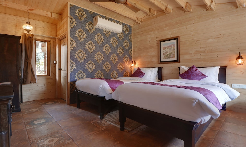Treebo Premium Blue Mountain Country Club And Resort