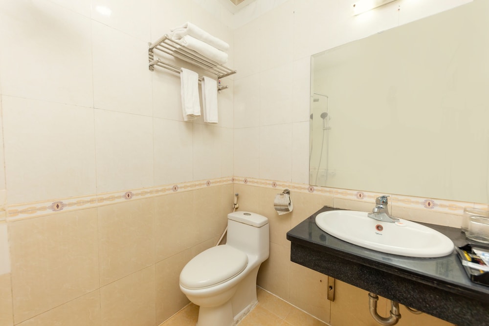 Super OYO Capital O 387 Bach Duong Hotel