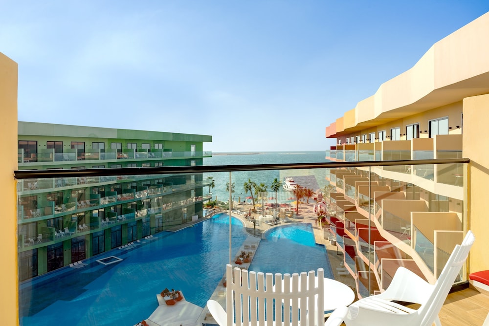voco Monaco Dubai, an IHG Hotel, Adults Only, World Islands By IHG
