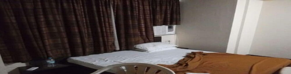 Room Maangta 130 Thane West