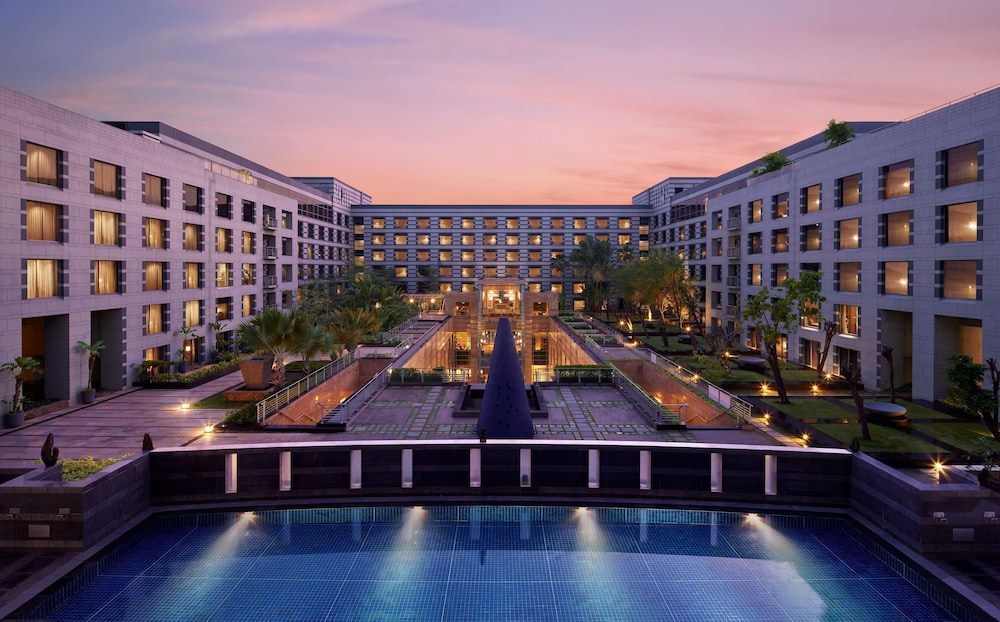 Grand Hyatt Mumbai Hotel and Serviced Apartments