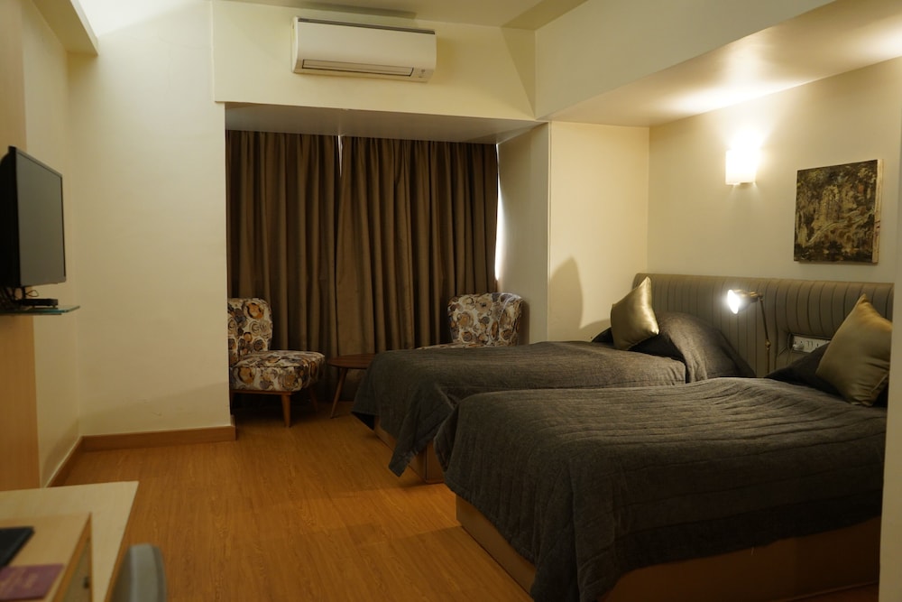 Hotel Diplomat