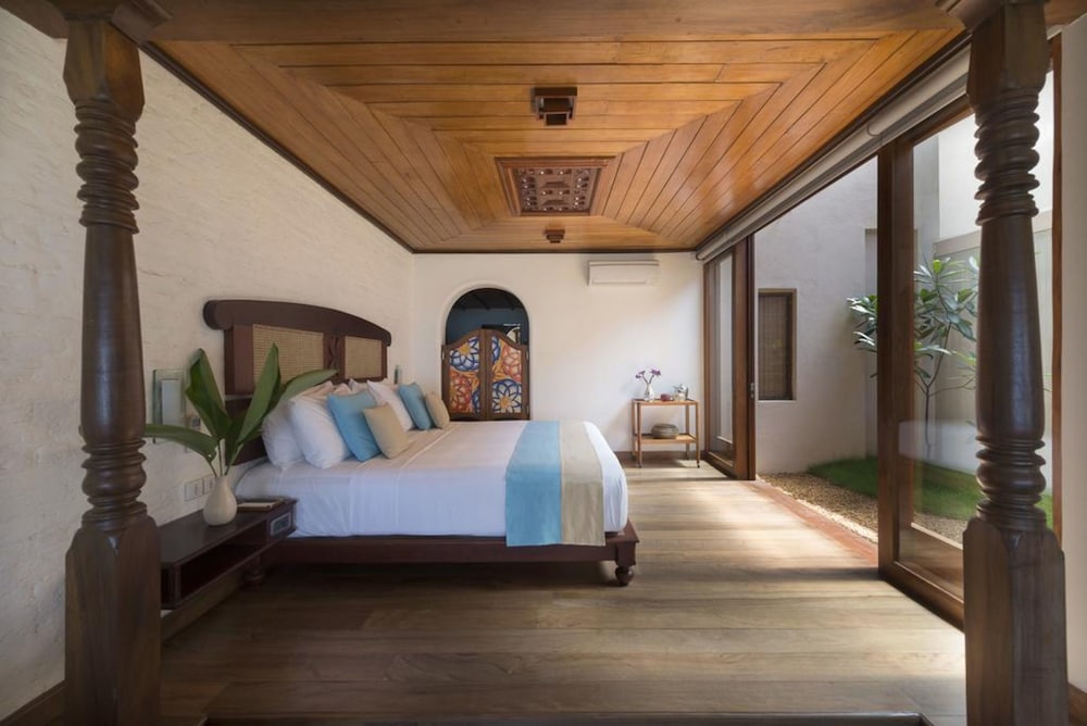 Saman Villas