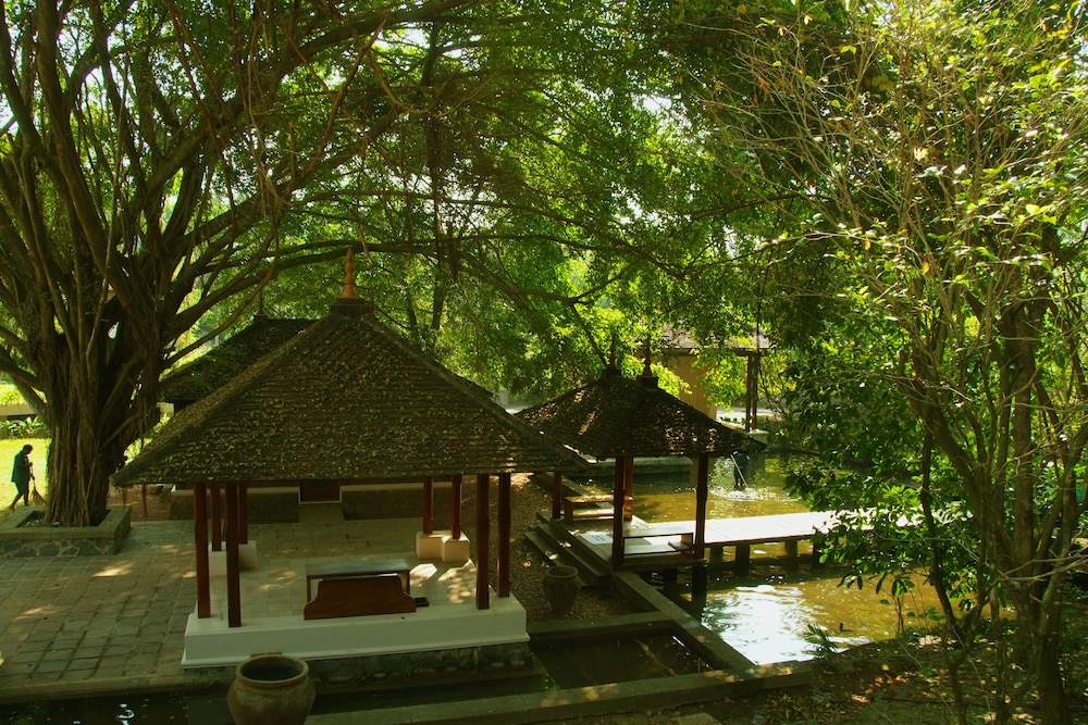 Saman Villas
