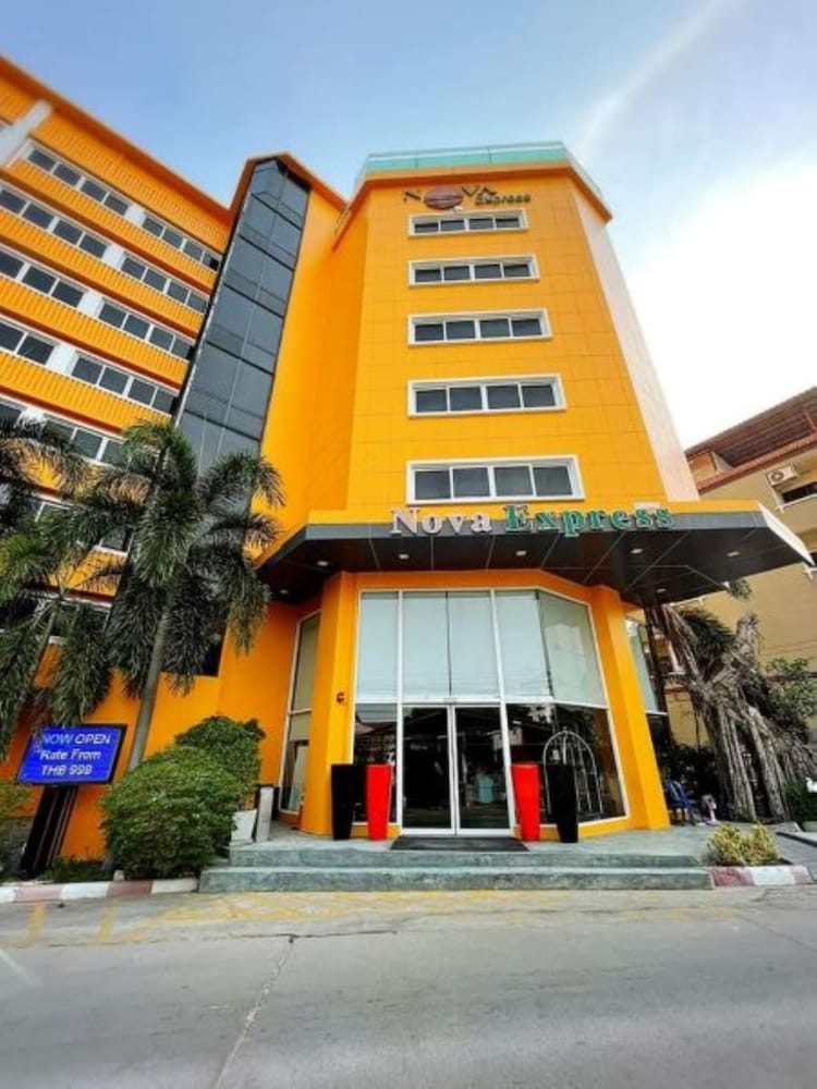 Garner Hotel Pattaya Central by IHG