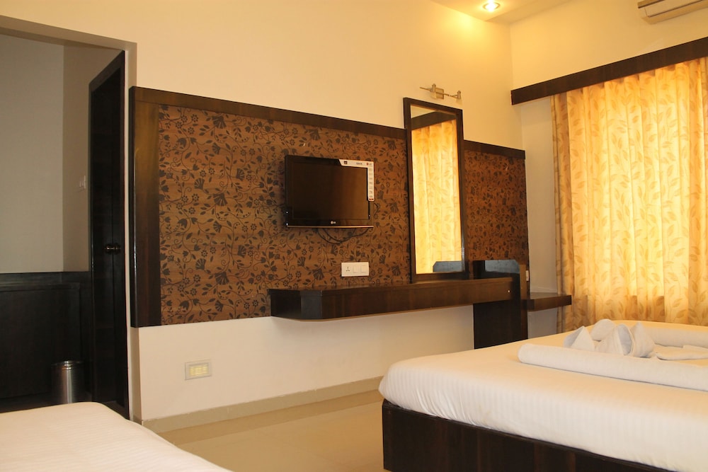 Hotel Ganpati Palace Shirdi