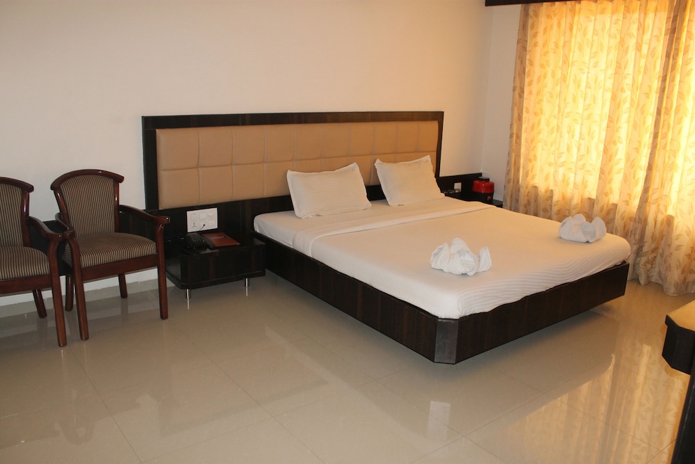 Hotel Ganpati Palace Shirdi