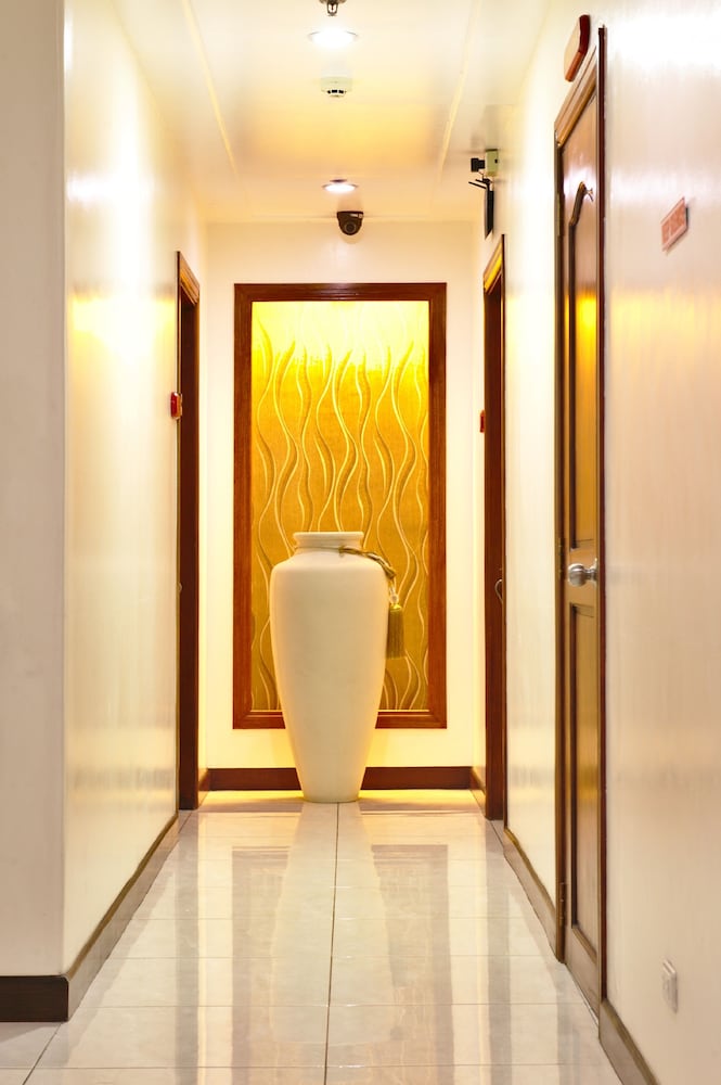 Grand Isabella Residences