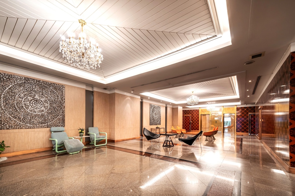 Rembrandt Residences Bangkok