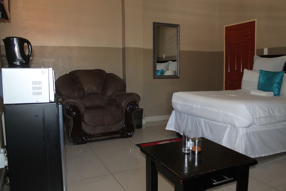 Miraton Guest Lodge