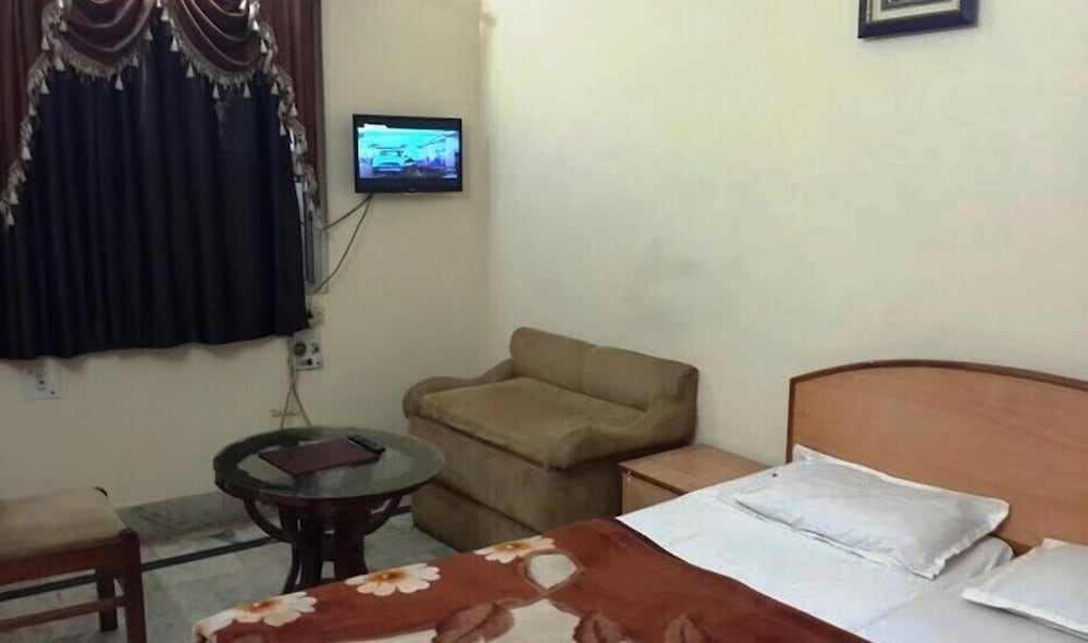 Hotel Muskan Mathura