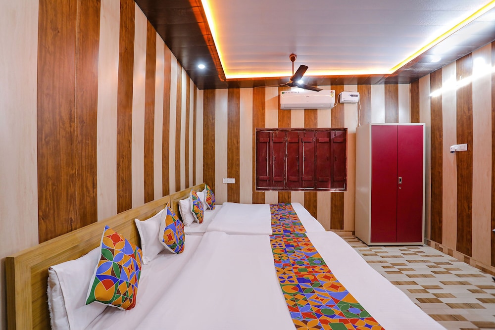  FabHotel Shree Ram Aadhar