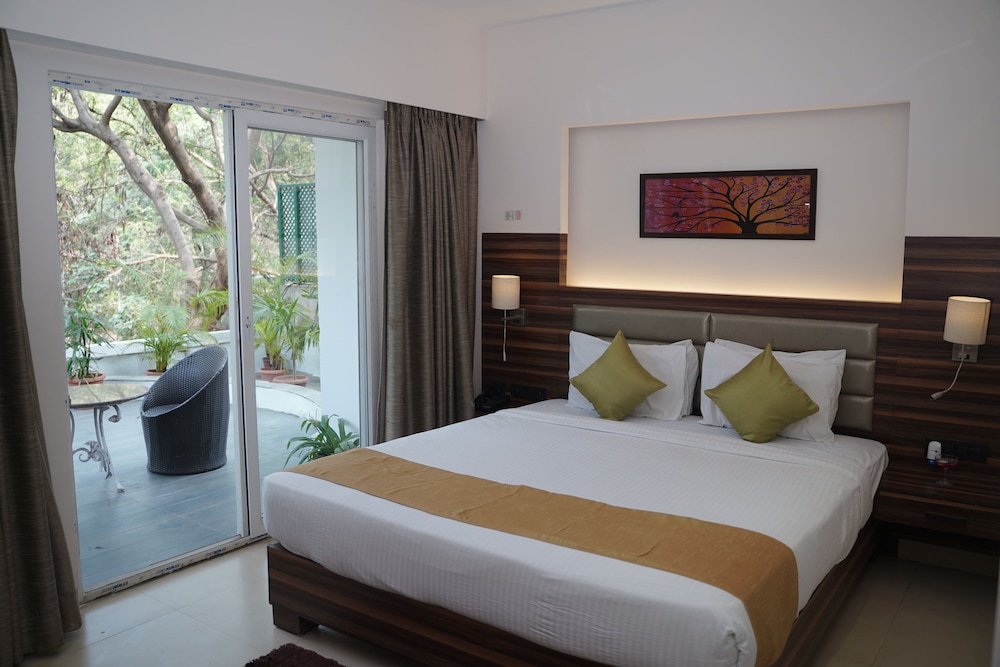 Celebrity Resort