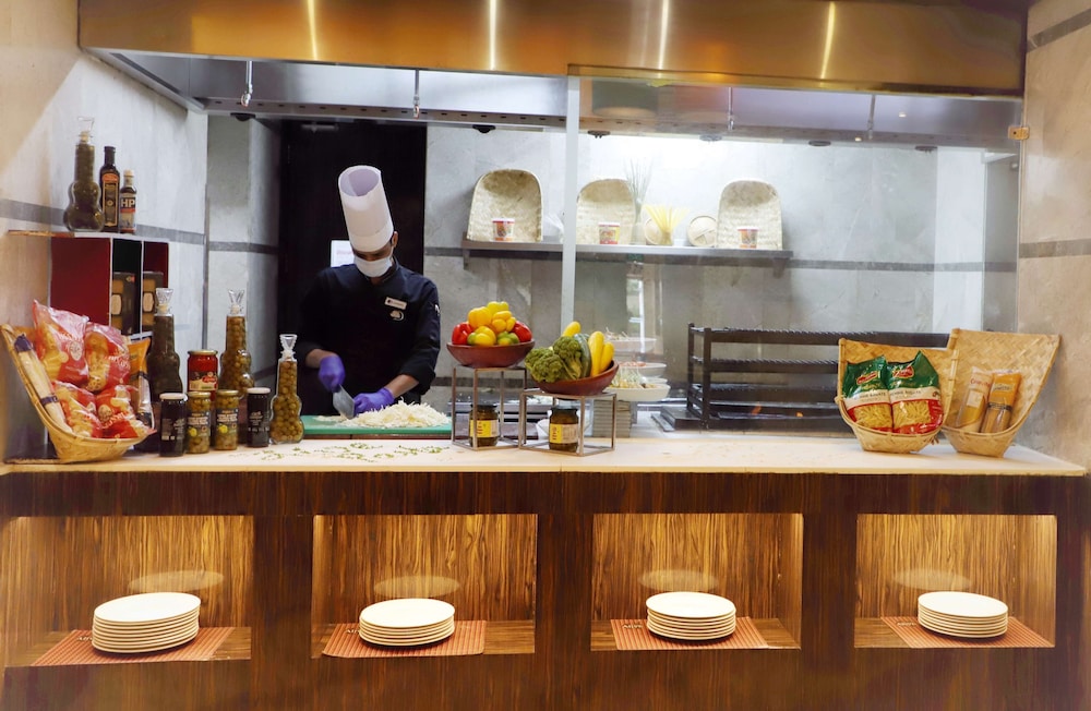 DoubleTree by Hilton Hotel Gurgaon - New Delhi NCR