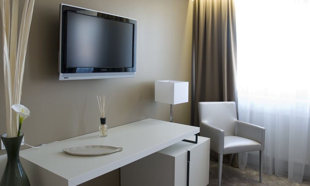 Pearl Hotel