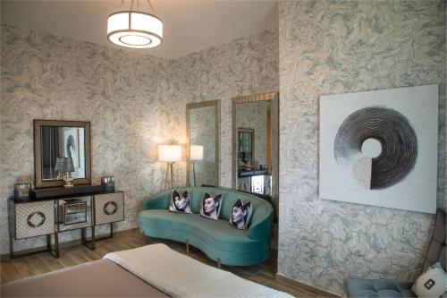 Royal Club By RVHR Noora Tower Al Habtoor City Business Bay