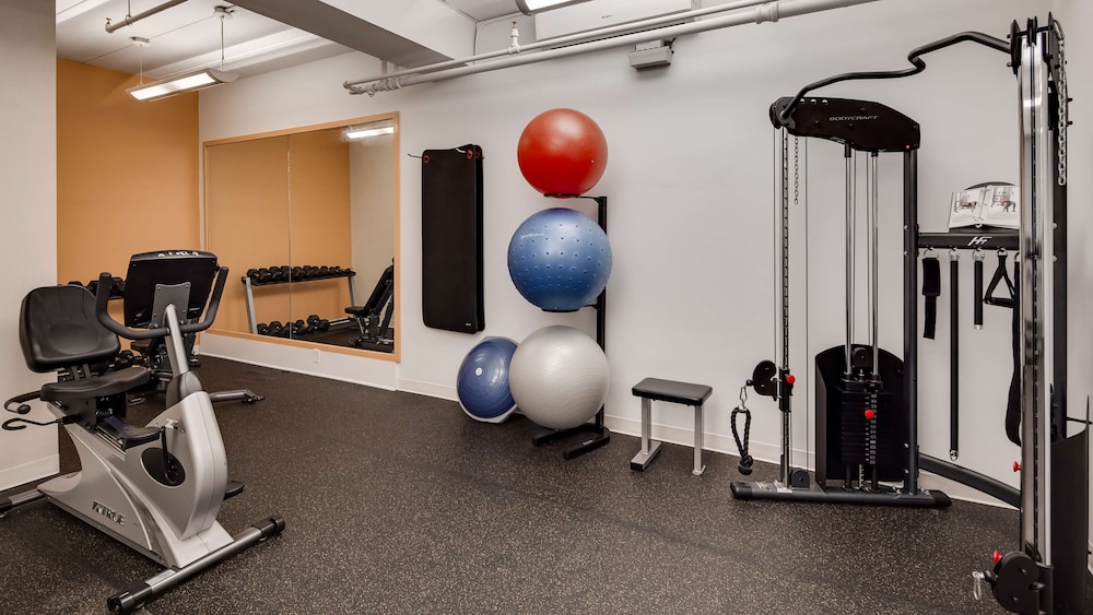 Best Western PLUS Morristown Inn-Florham Park