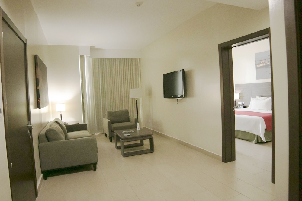 Victoria Hotel and Suites Panama